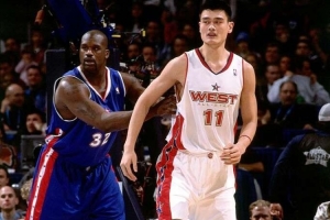 弗莱：生涯早期我没法背打鲨鱼姚明 所以我才要练出投篮